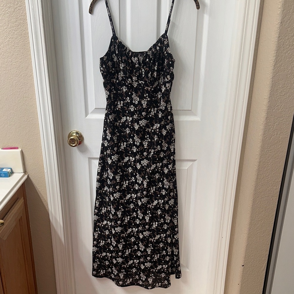 Blu Pepper Black Floral Midi Dress